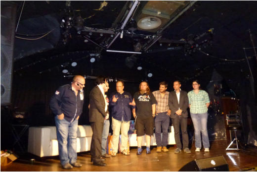 alle Künstler auf der Bühne