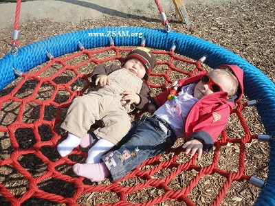 sunglasses are better for baby eyes